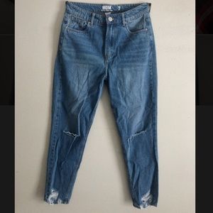 Size 7 SWS (Urban Planet) High Rise Mom Jeans